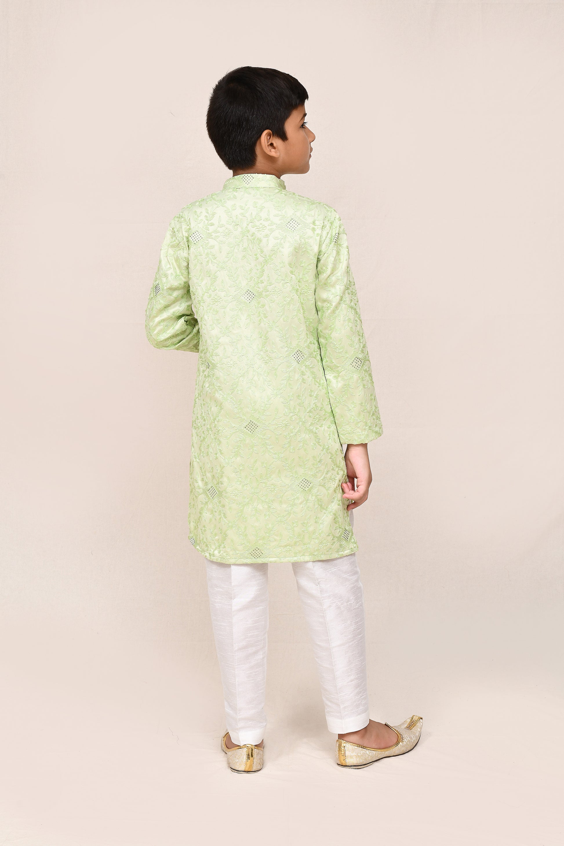 Kurta with straight fit pant