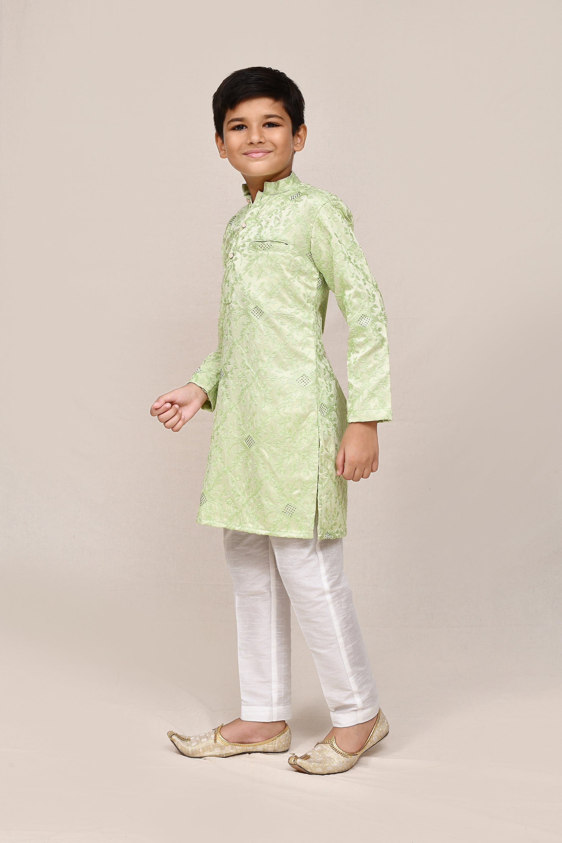 Kurta with straight fit pant
