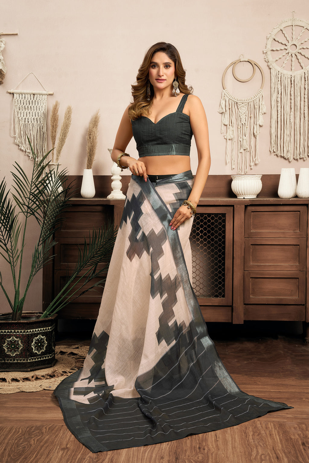Women White & Grey Linen Ethnic Motifs Saree