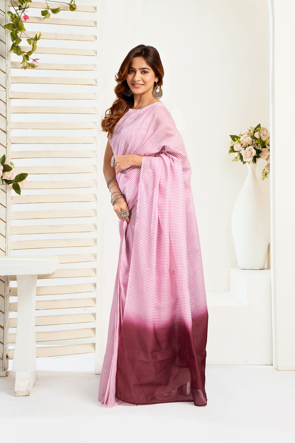 Women Light Pink  Linen Striped Saree