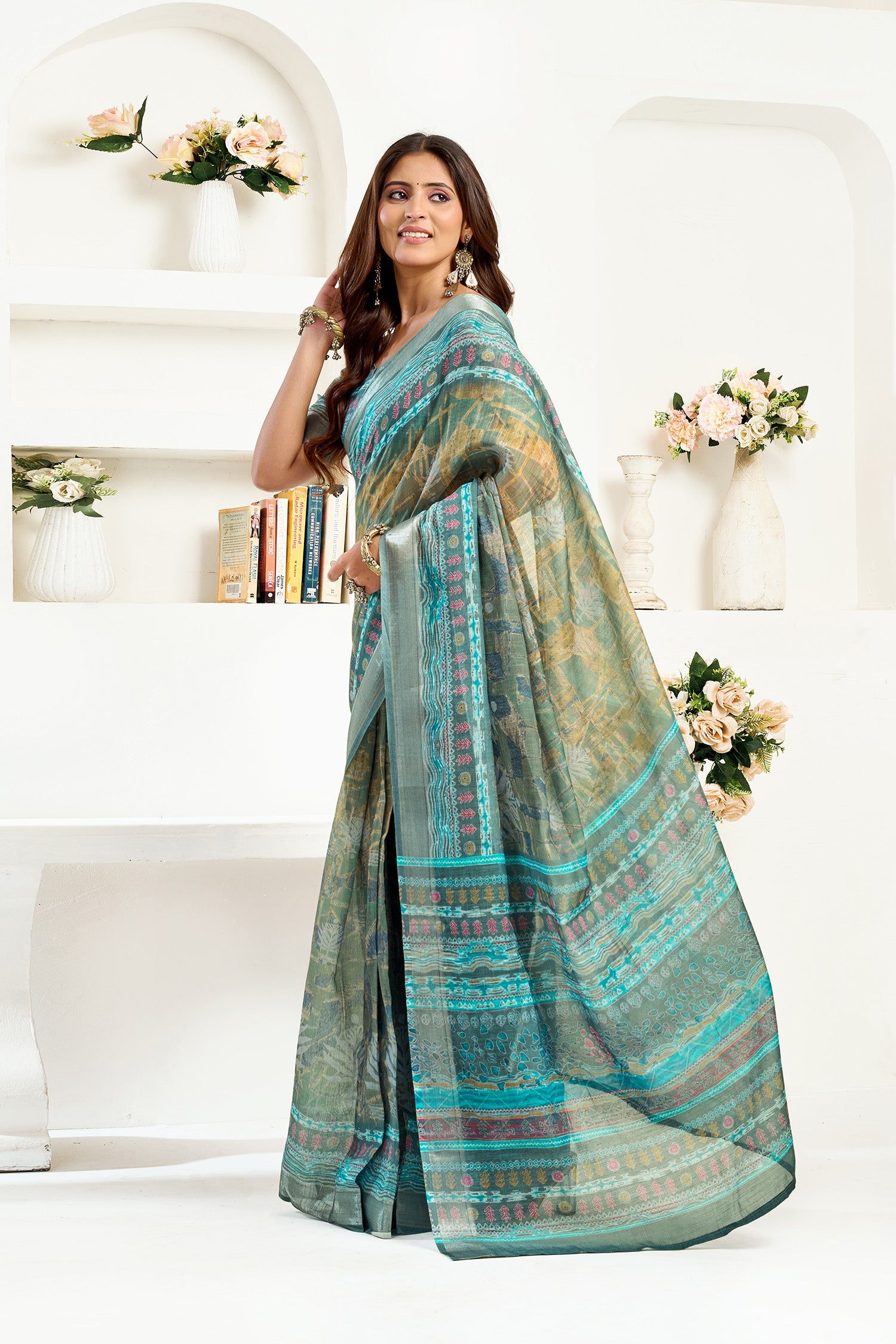 Women Petrol Linen Ethinic Motifs Saree