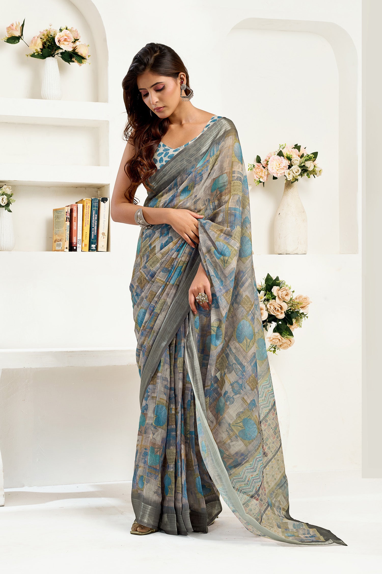 Women  Dusty Brown Linen Floral & Ethnic Motifs Saree