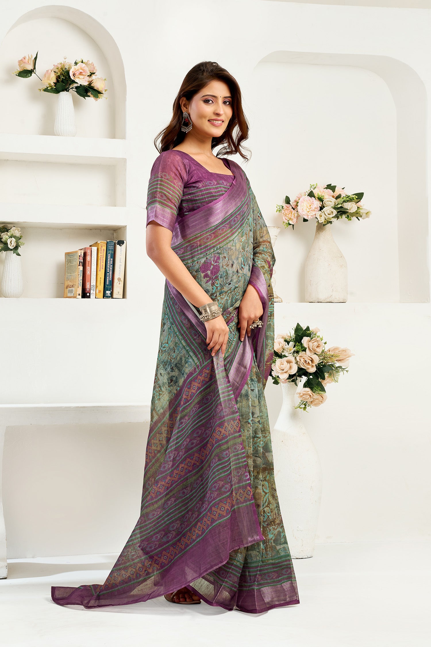 Women Multicoloured Linen Ikkat & Floral Saree