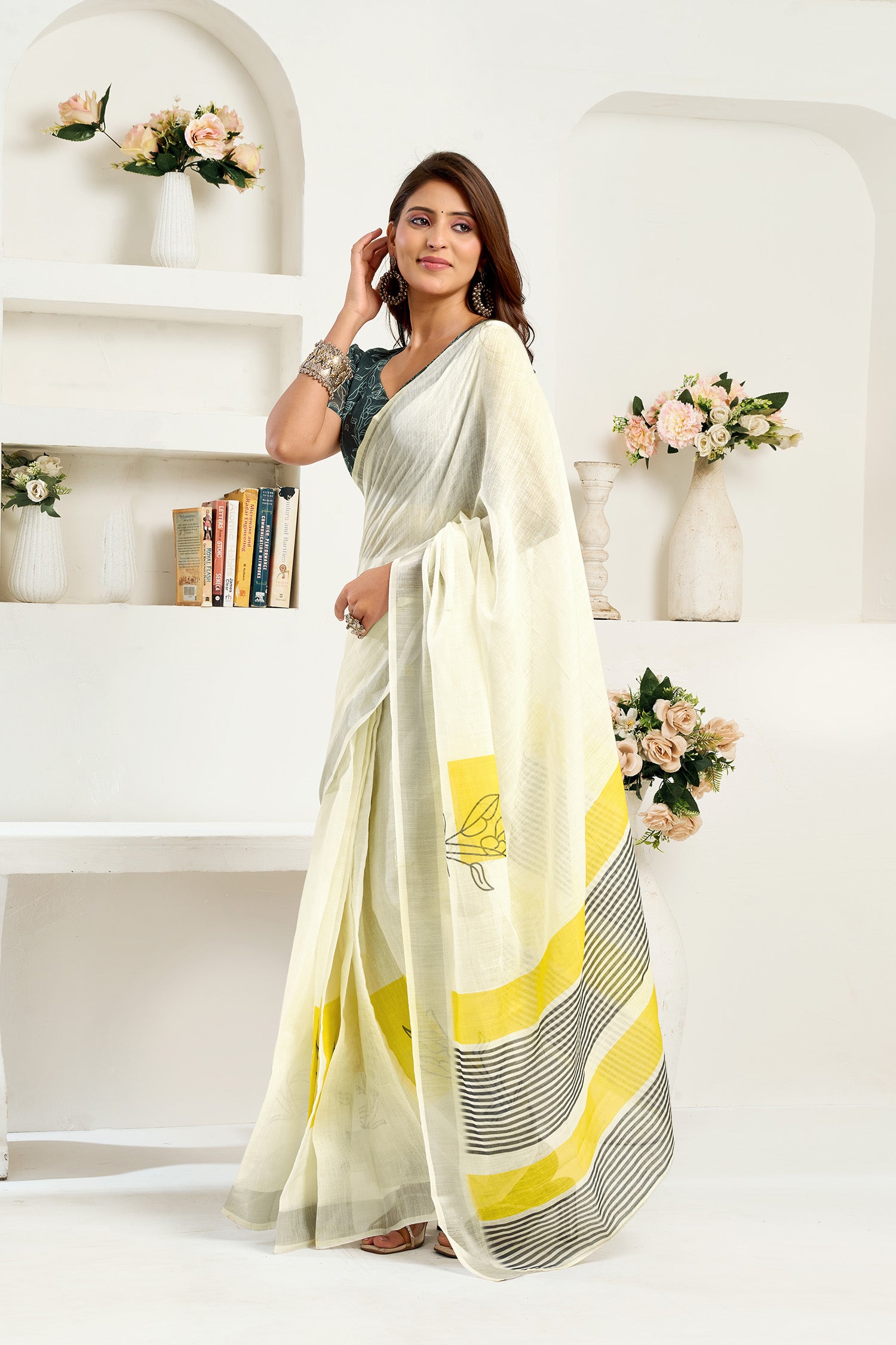 Women Off-white Linen Striped Saree