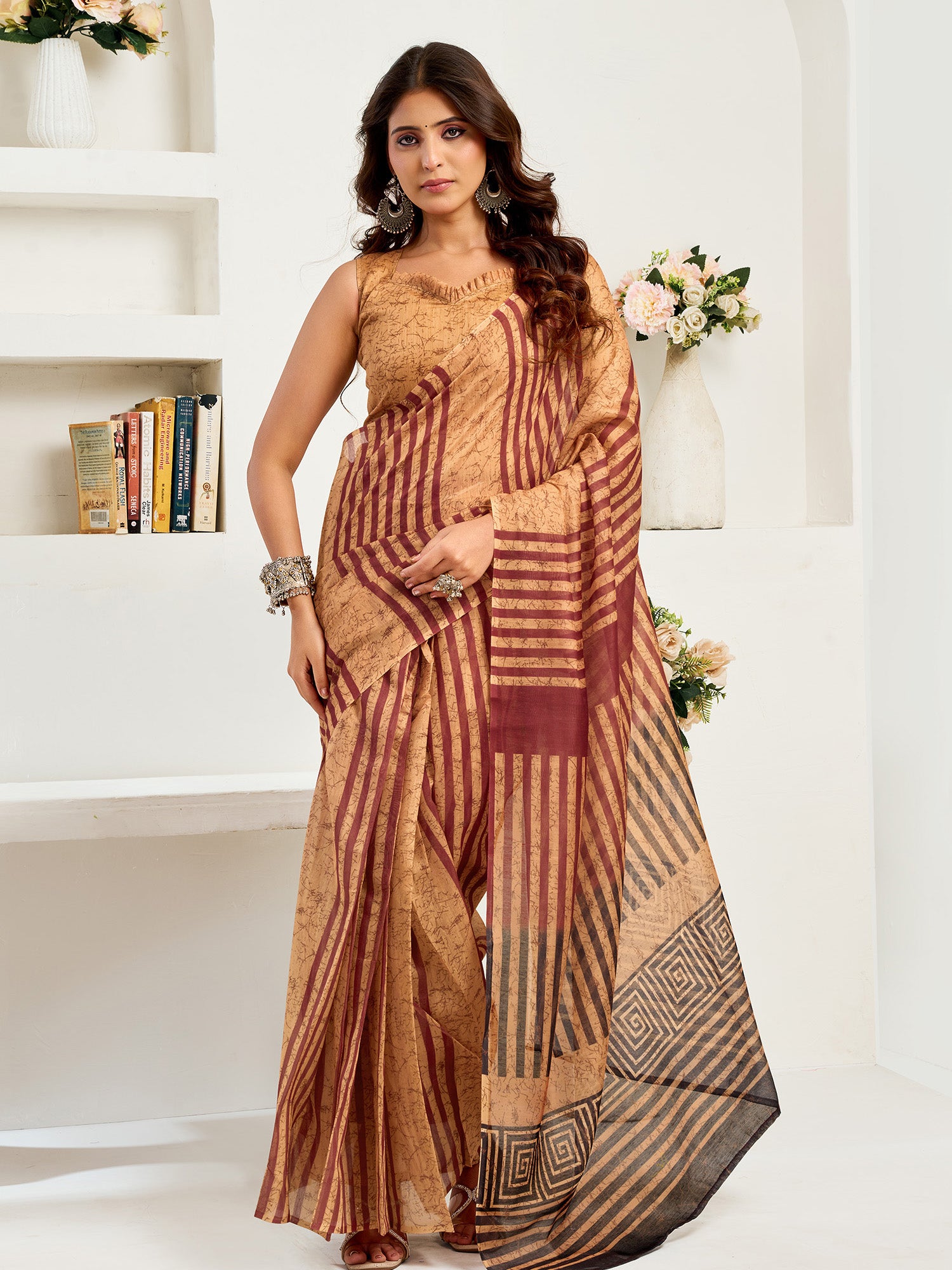 Women Caramel Linen Striped & Geometric Saree