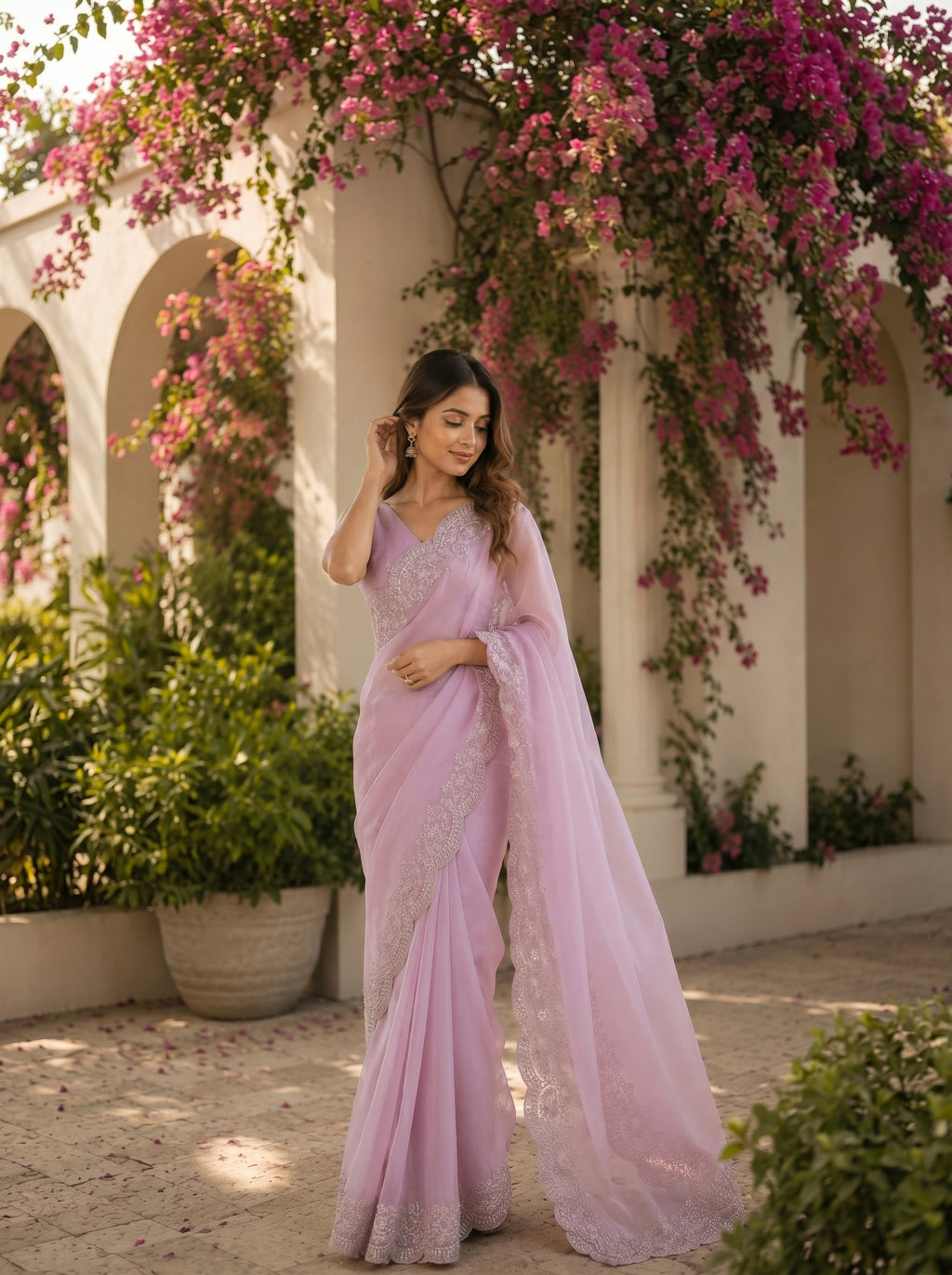 Women Shimmer Chiffon Soft Pink Woven  Saree