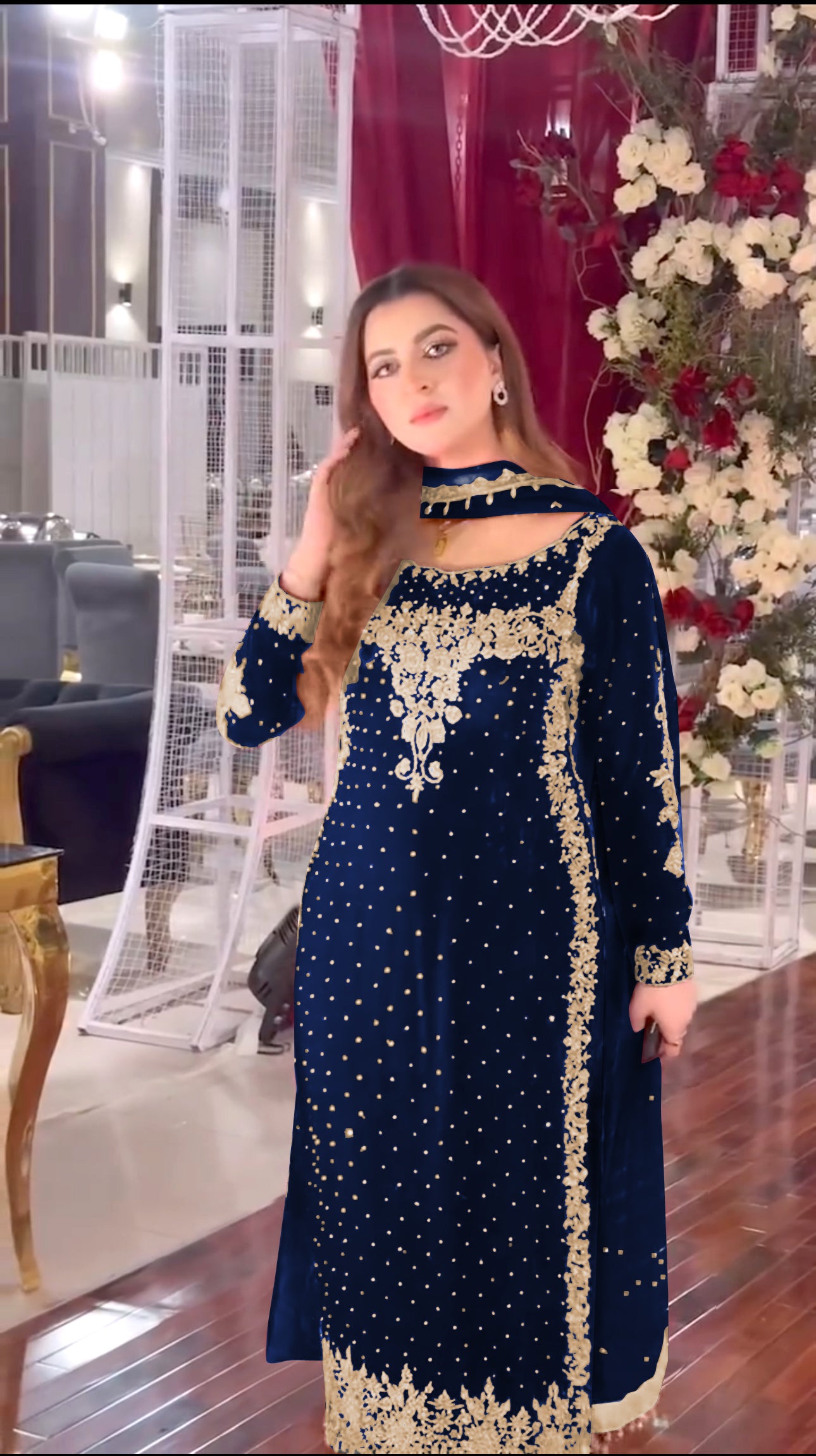 Women  Blue Velvet Kurta Set