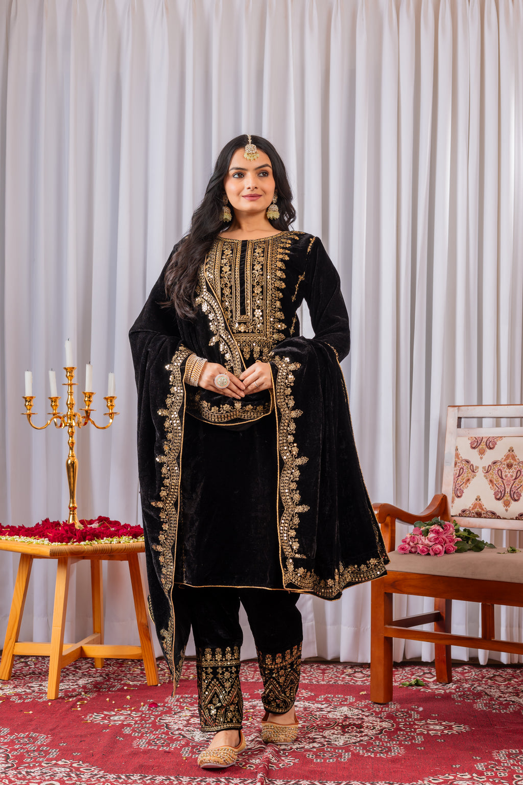 Women Black Velvet Kurta Set