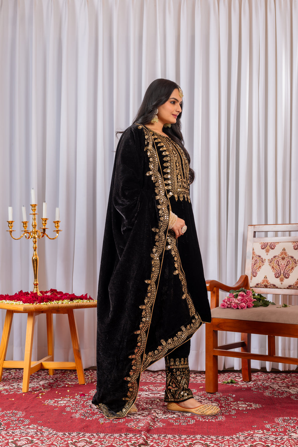 Women Black Velvet Kurta Set