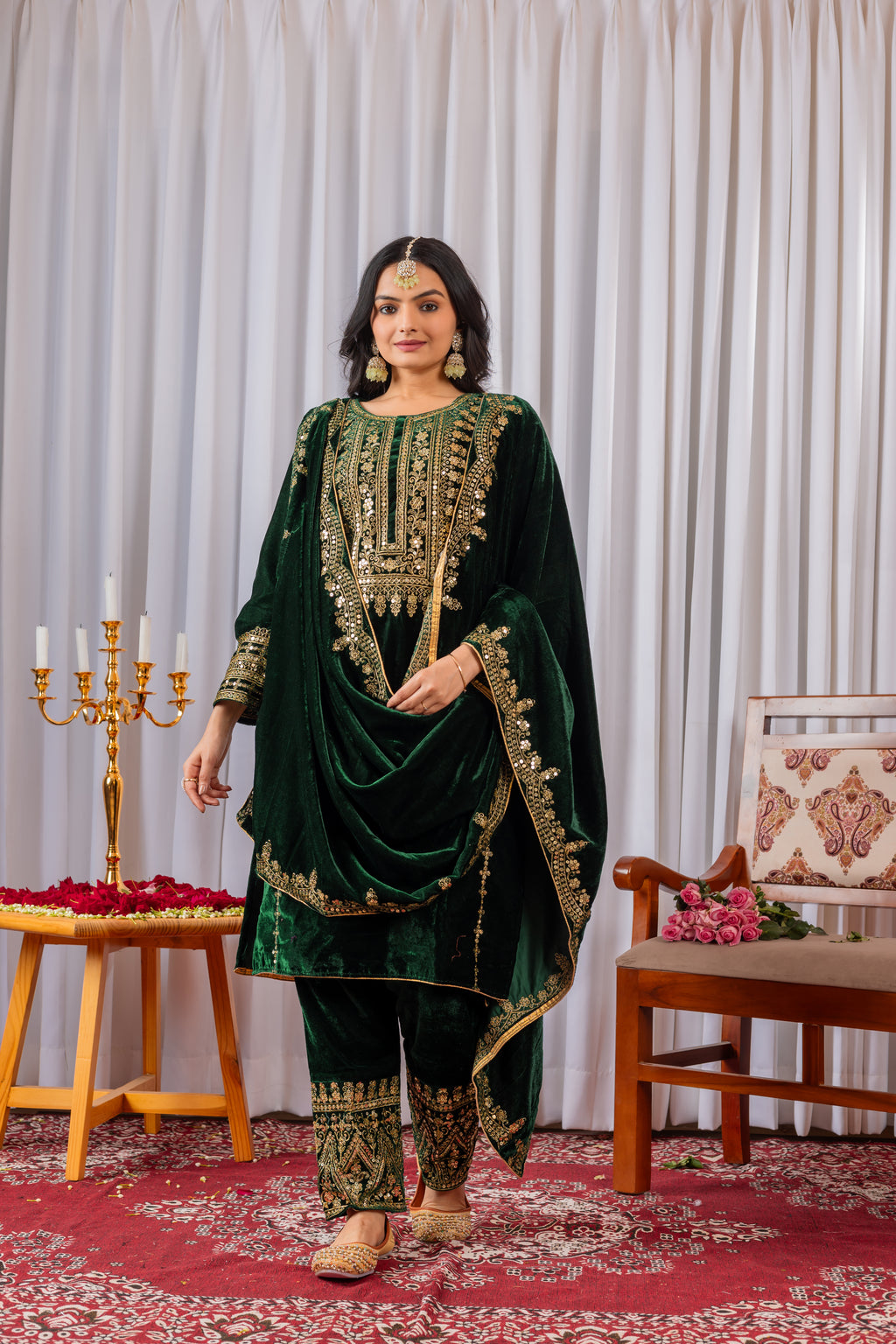 Women Green Velvet Kurta Set