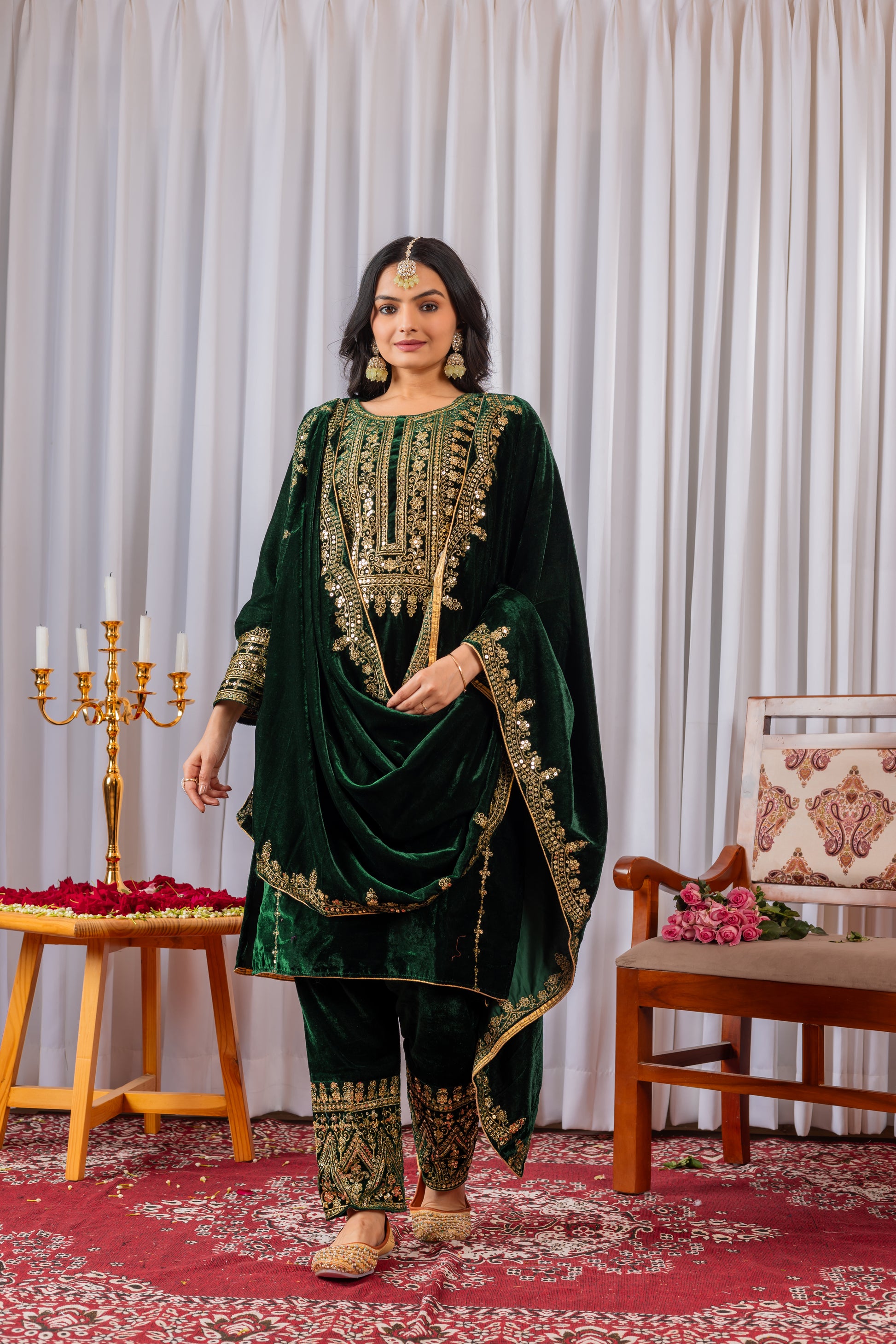 Women Green Velvet Kurta Set