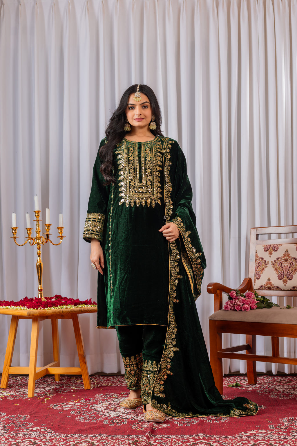 Women Green Velvet Kurta Set
