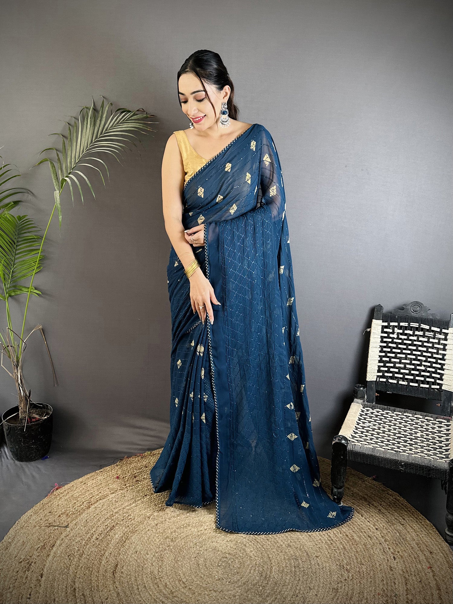 Women Georgette Saree Blue Polka Dot Pattern Saree with unstitched blouse