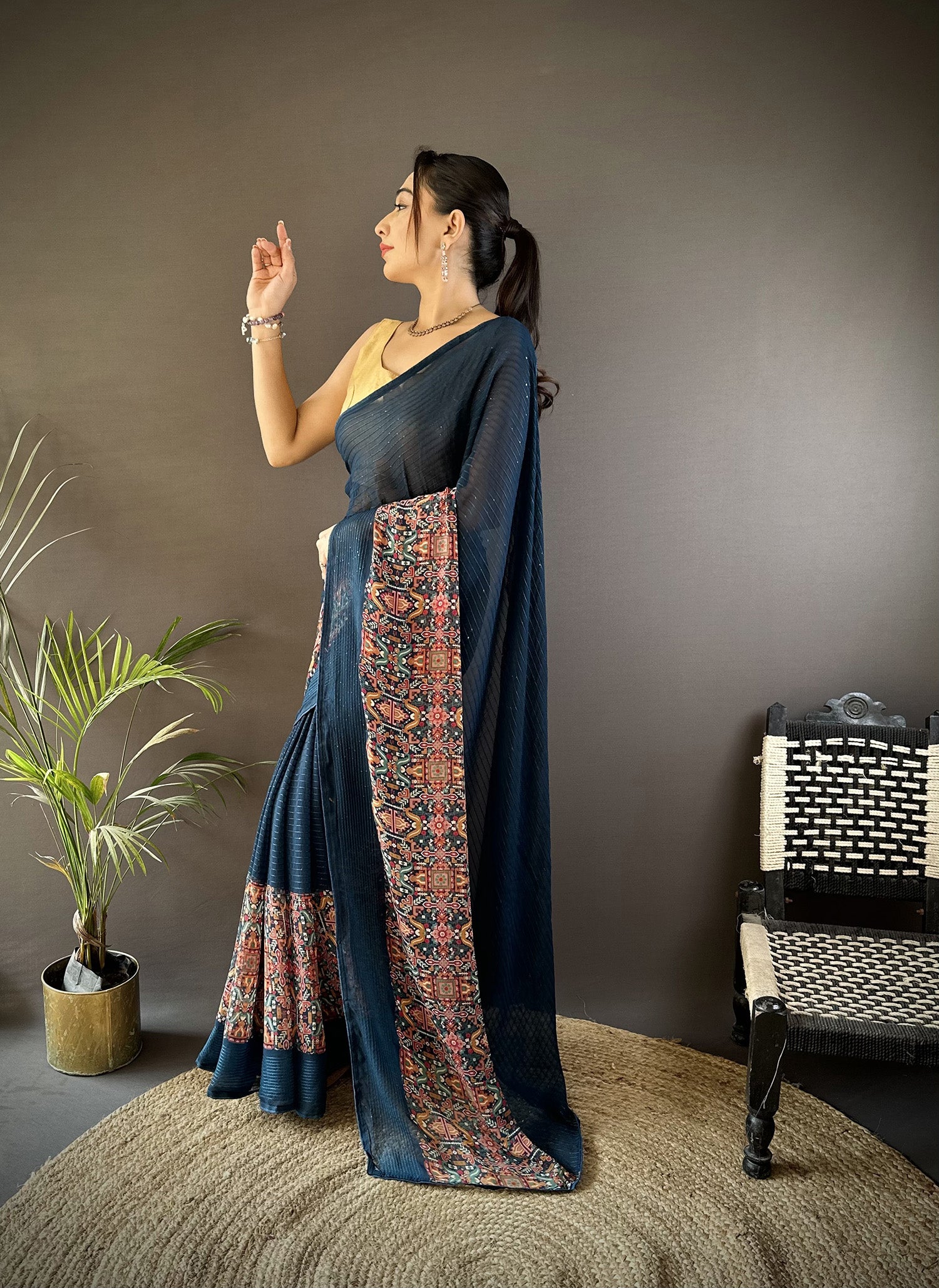 Women Georgette Blue Attractive Foil Print Saree with unstitched blouse