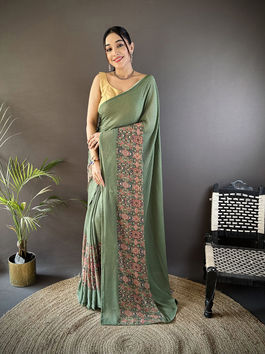 Women Georgette Mehendi Green Attractive Foil Print Saree with unstitched blouse