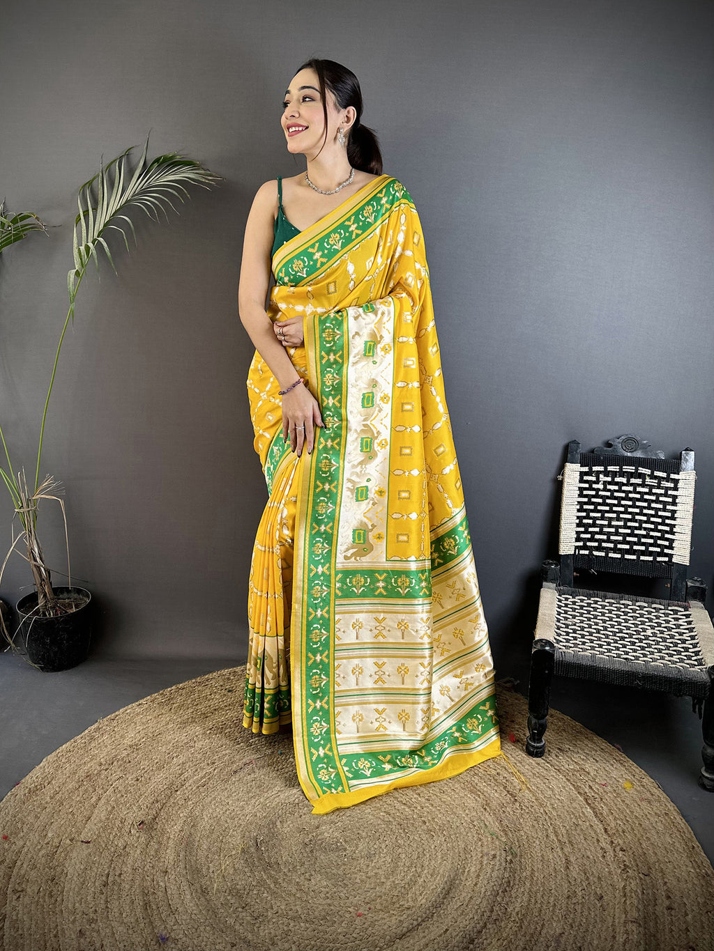 Women Banarasi Silk Yellow  Motifs Inspired By Nature Saree with unstitched blouse