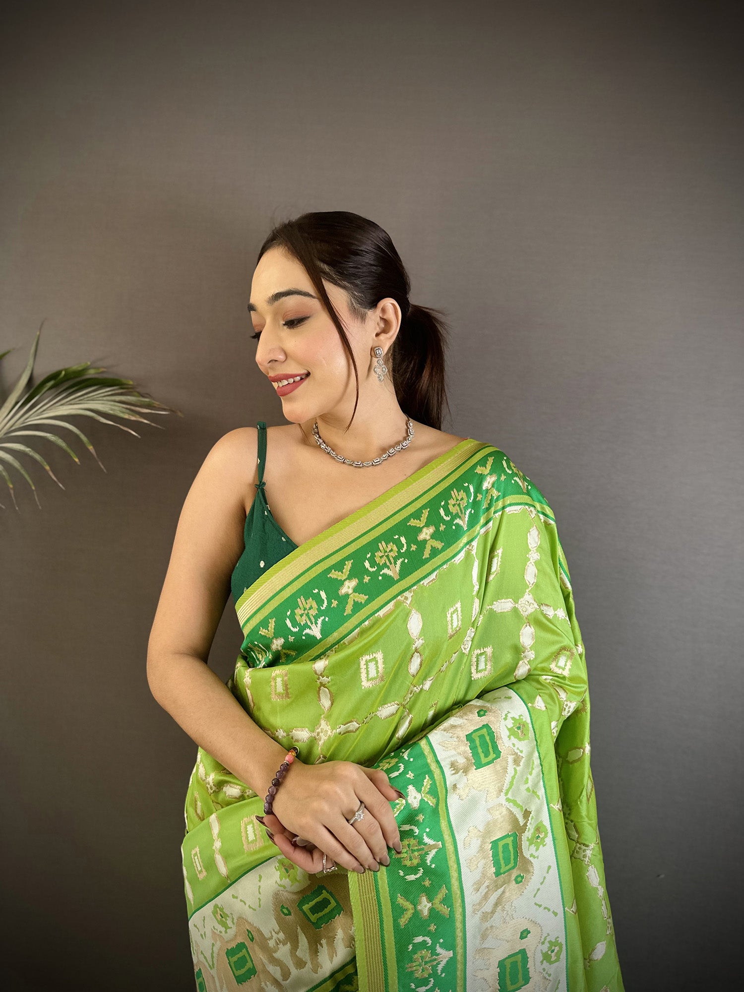 Women Banarasi Silk Pear Green Motifs Inspired By Nature Saree with unstitched blouse