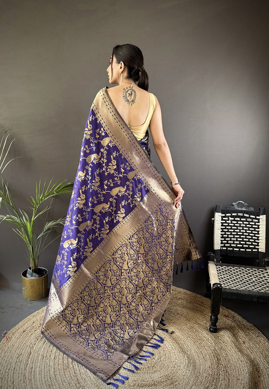 Women Banarasi Soft Lichi Silk Royal Blue Floral and Zari Pattern Saree with unstitched blouse