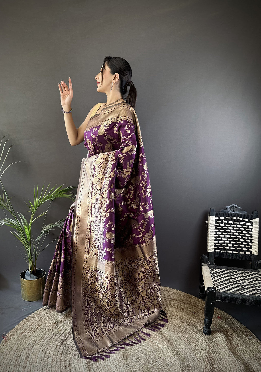 Women Banarasi Soft Lichi Silk Dark Purple Floral and Zari Pattern Saree with unstitched blouse