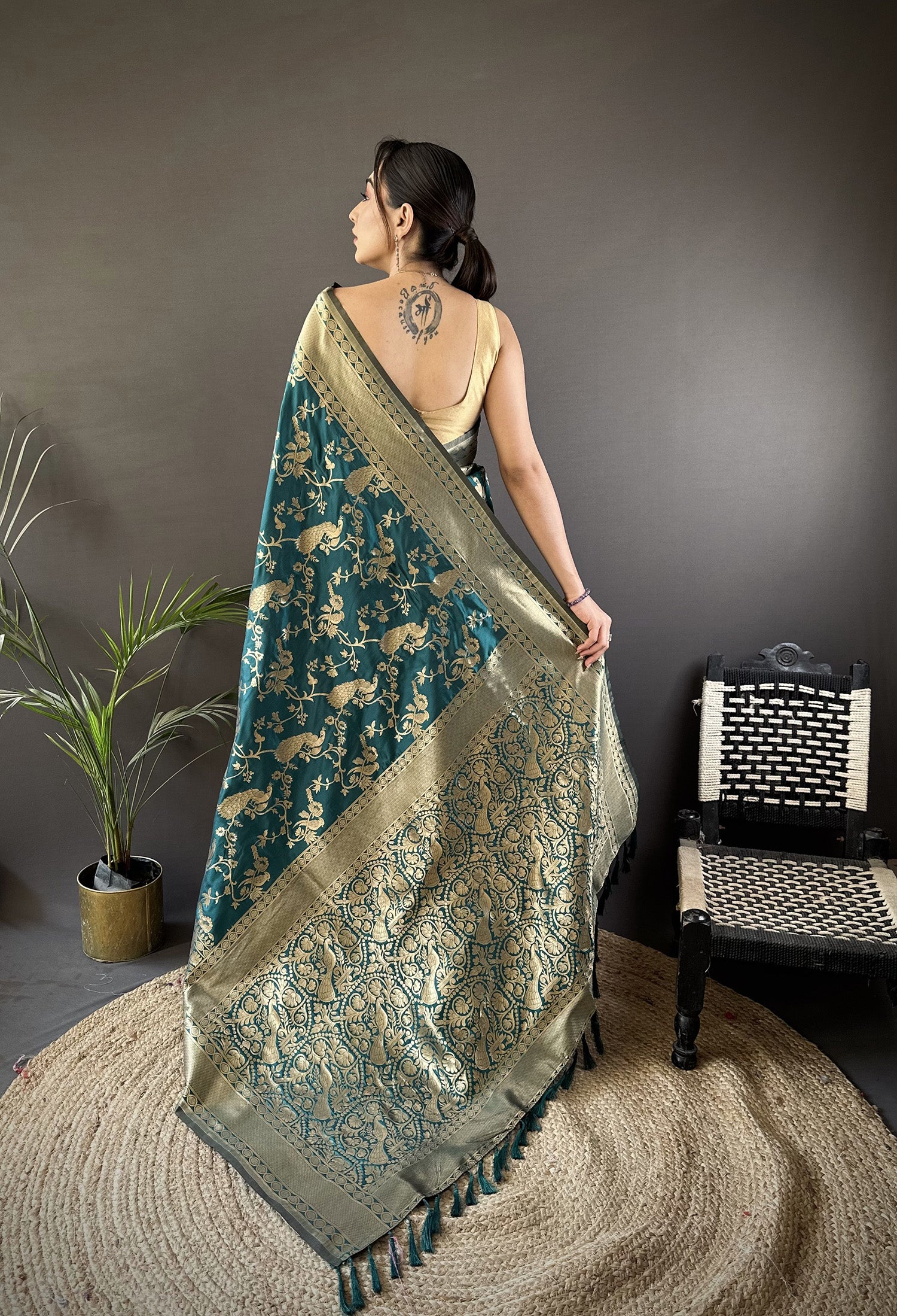 Women Banarasi Soft Lichi Silk Teal Blue Floral and Zari Pattern Saree with unstitched blouse