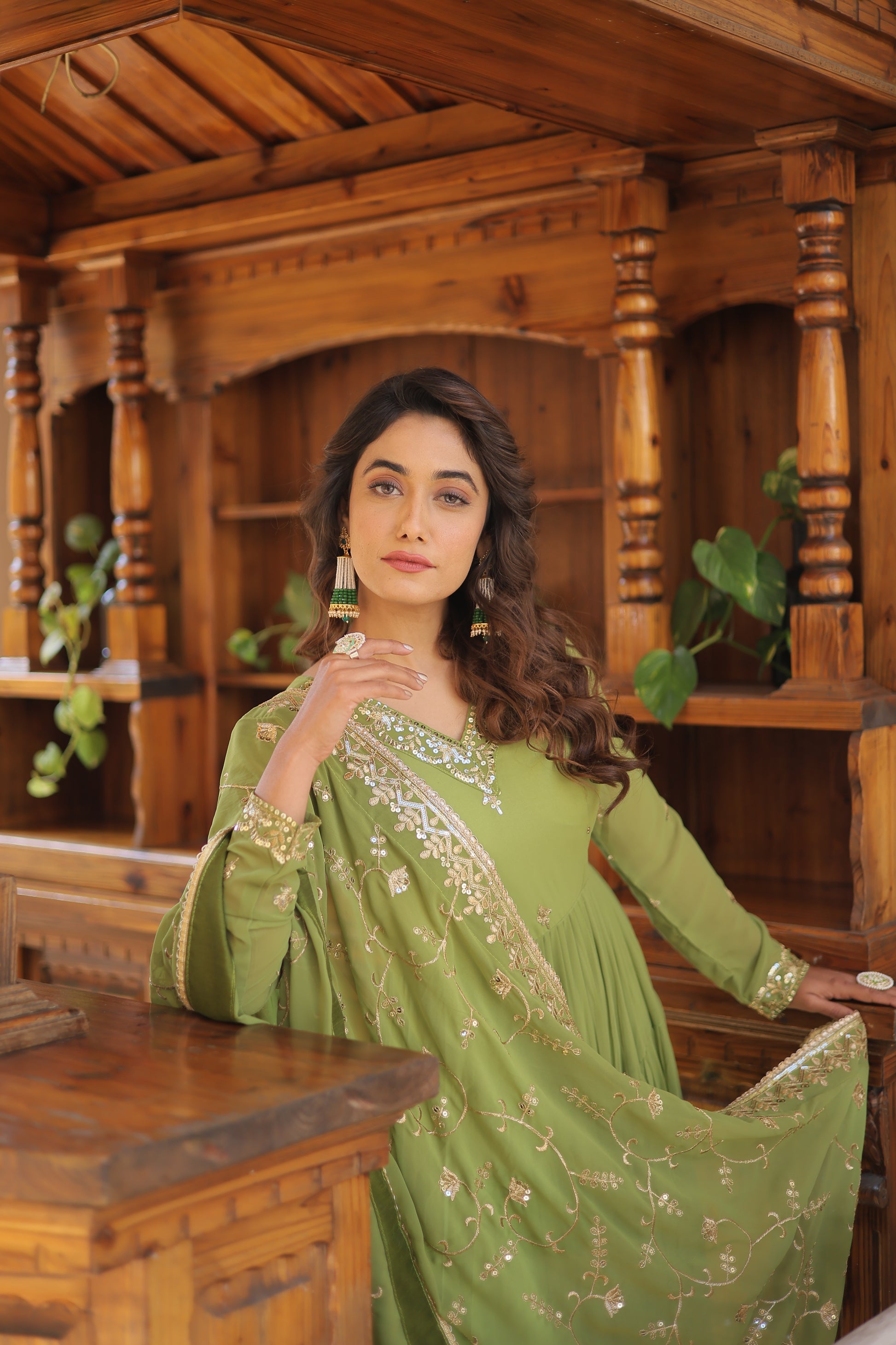 Women Georgette Green Sequence embroidery Work Kurta Set