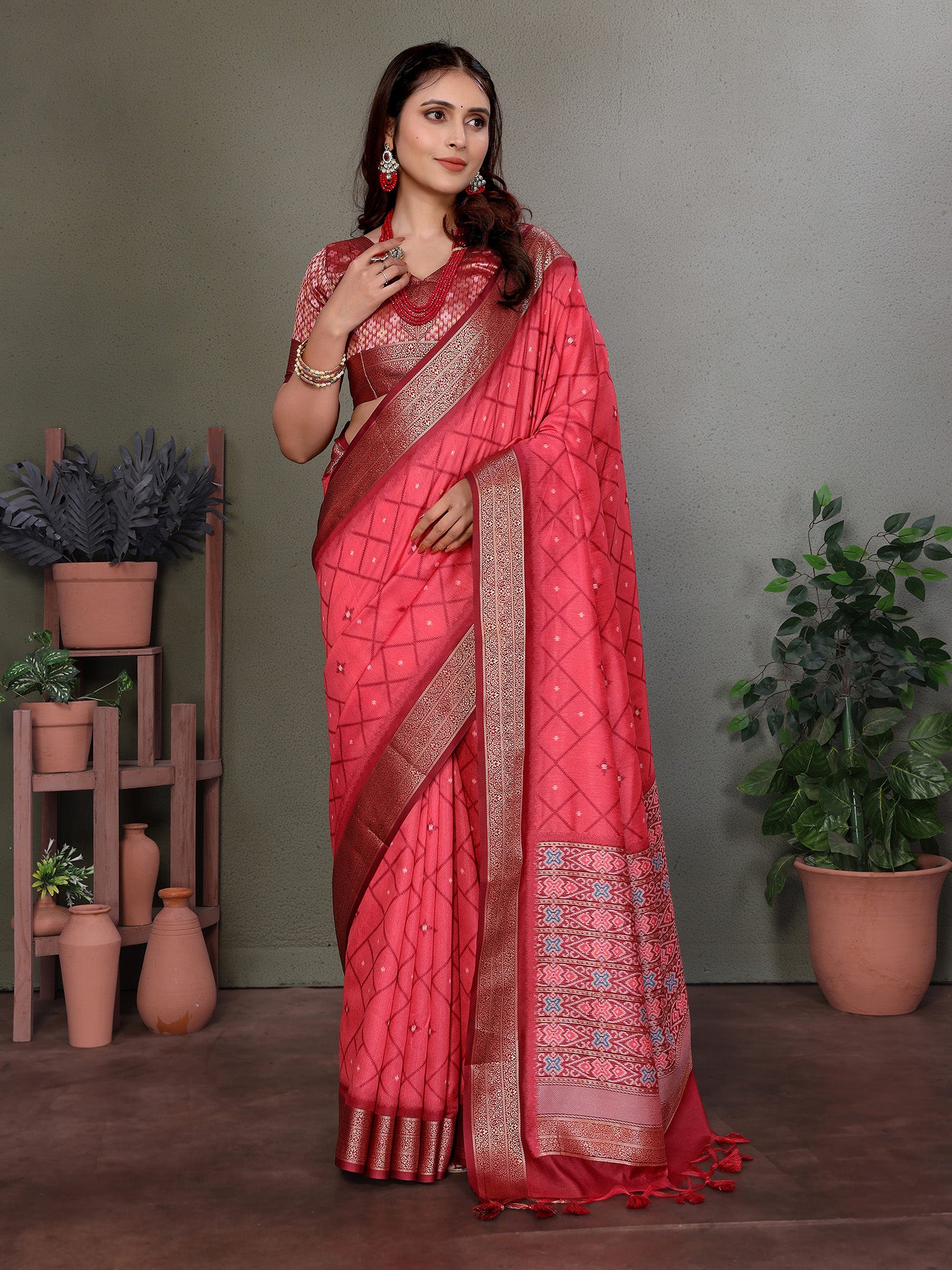 Red Banarasi Silk Saree with Unstitched Blouse