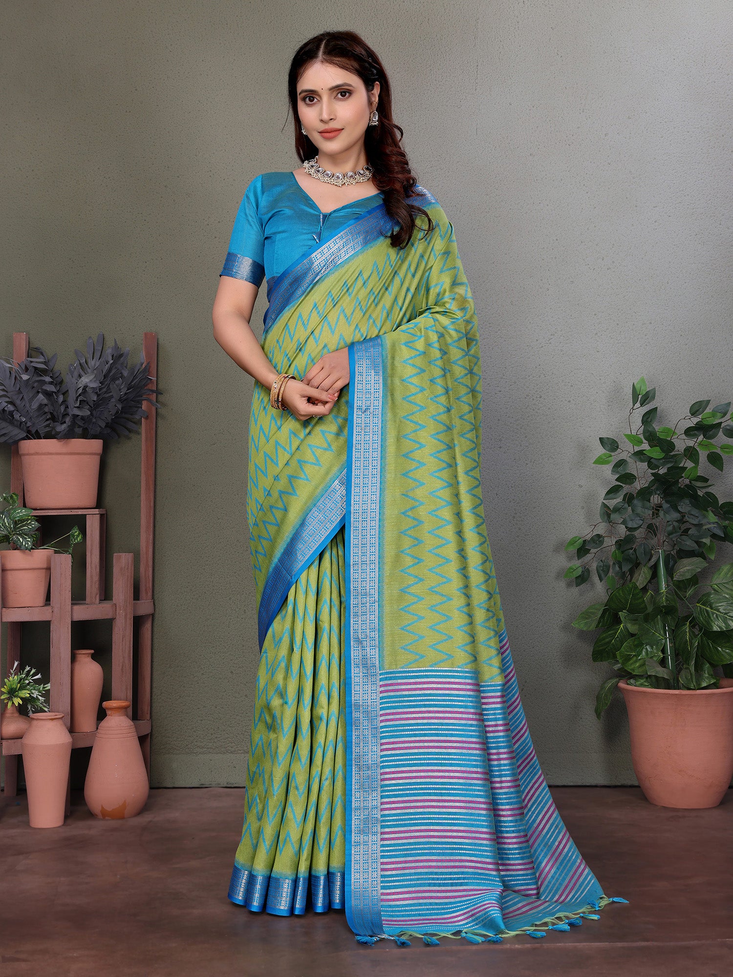 Green Banarasi Silk Saree with Unstitched Blouse