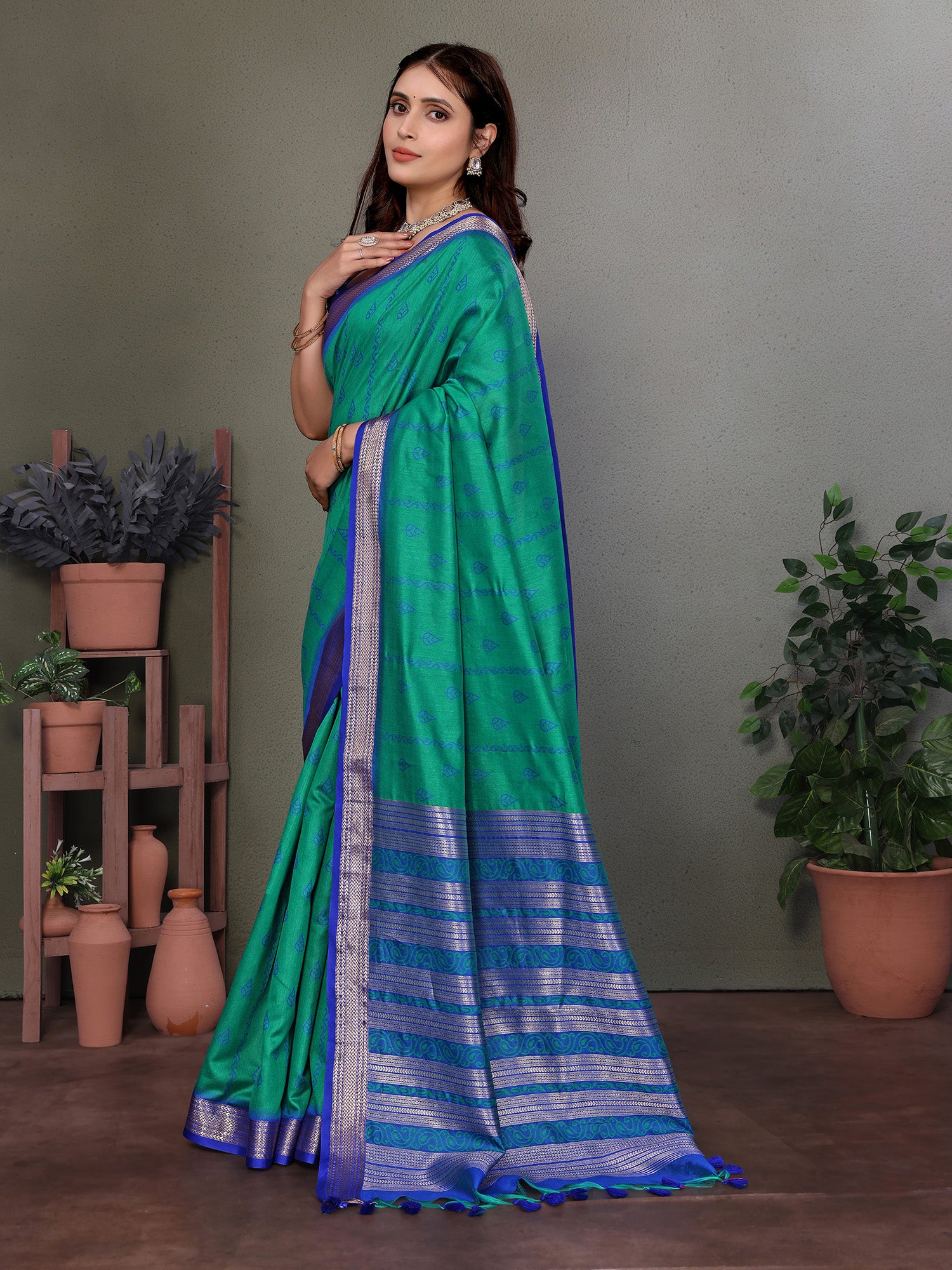 Green Banarasi Silk Saree with Unstitched Blouse