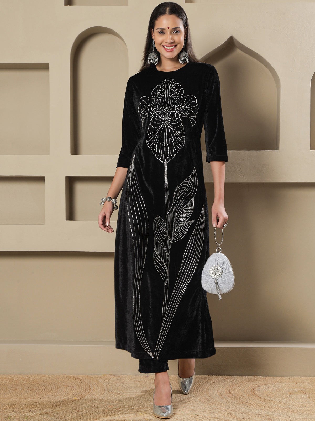 Women BLACK VELVET HAND EMBELLISHED LONG KURTA WITH PANTS