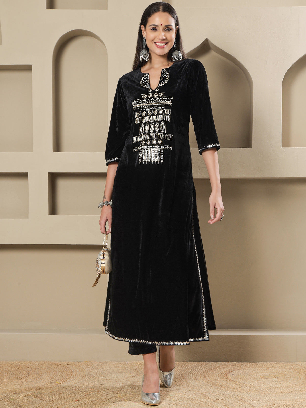 Women BLACK VELVET HAND EMBELLISHED LONG KURTA WITH PANTS