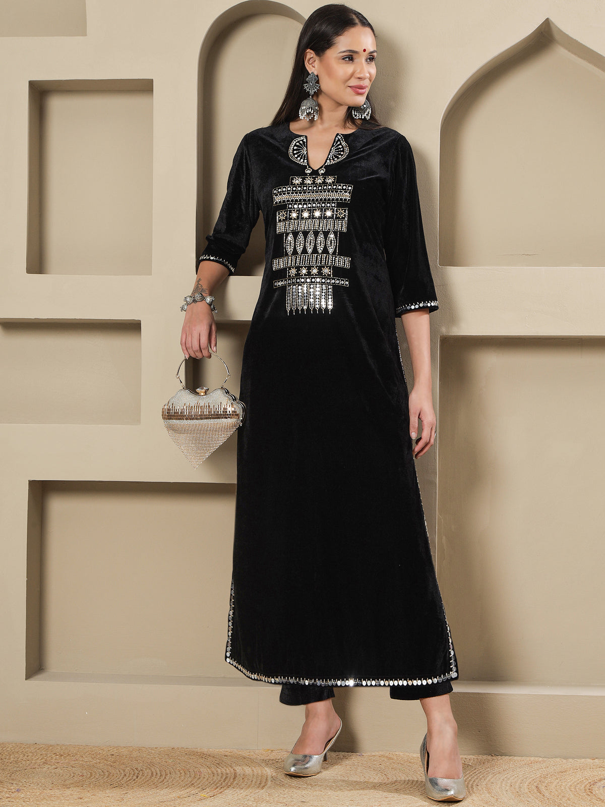Women BLACK VELVET HAND EMBELLISHED LONG KURTA WITH PANTS