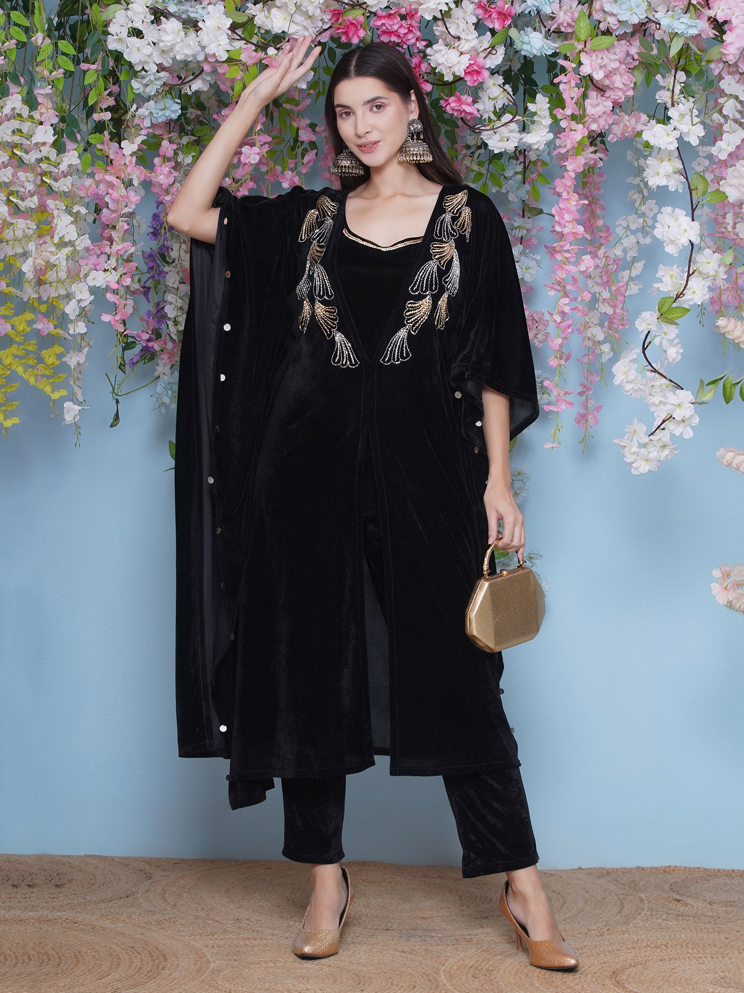 Women Black Hand Embellished Kaftaan with ineer and Pant