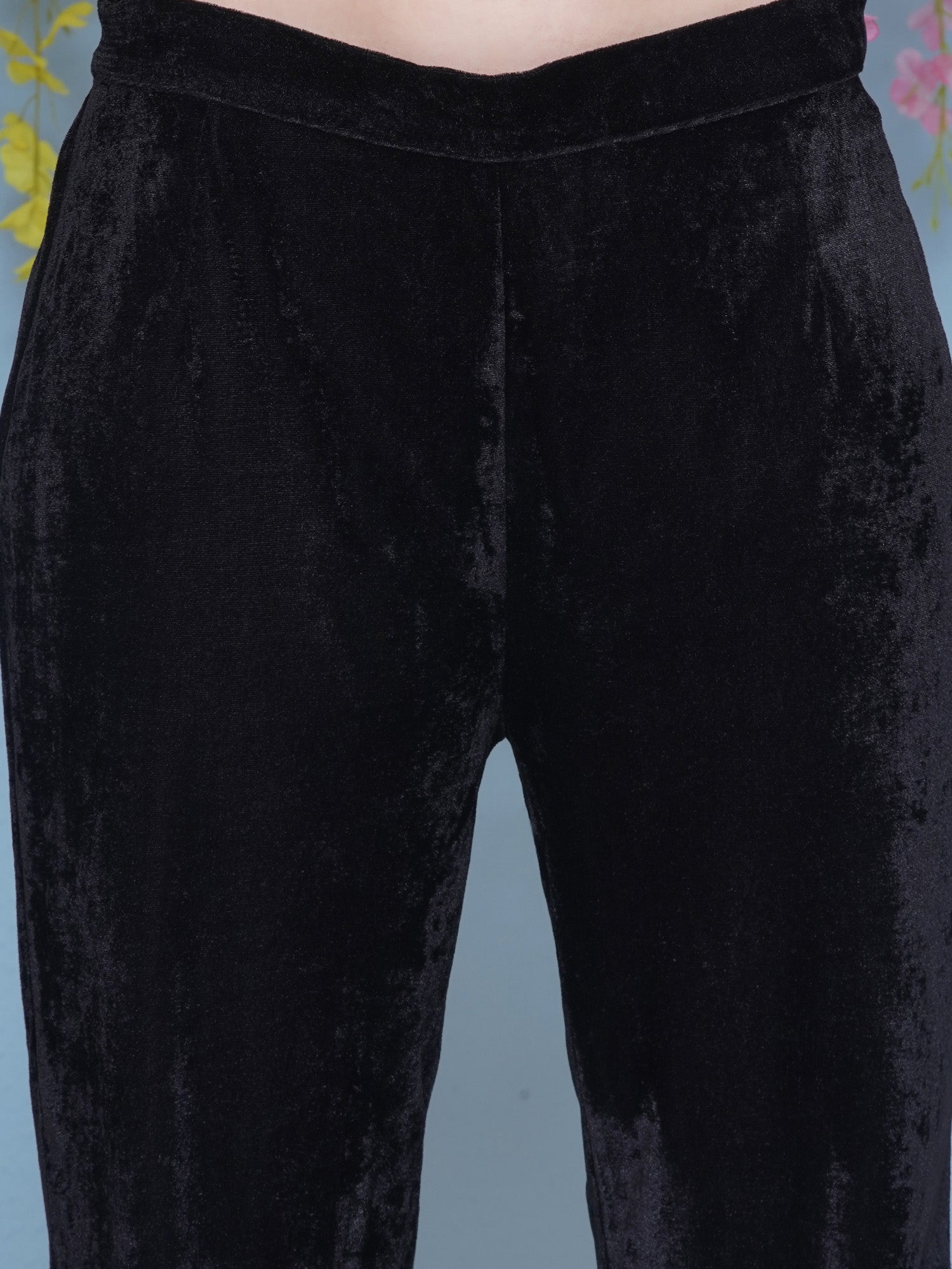 Women Black Hand Embellished Kaftaan with ineer and Pant