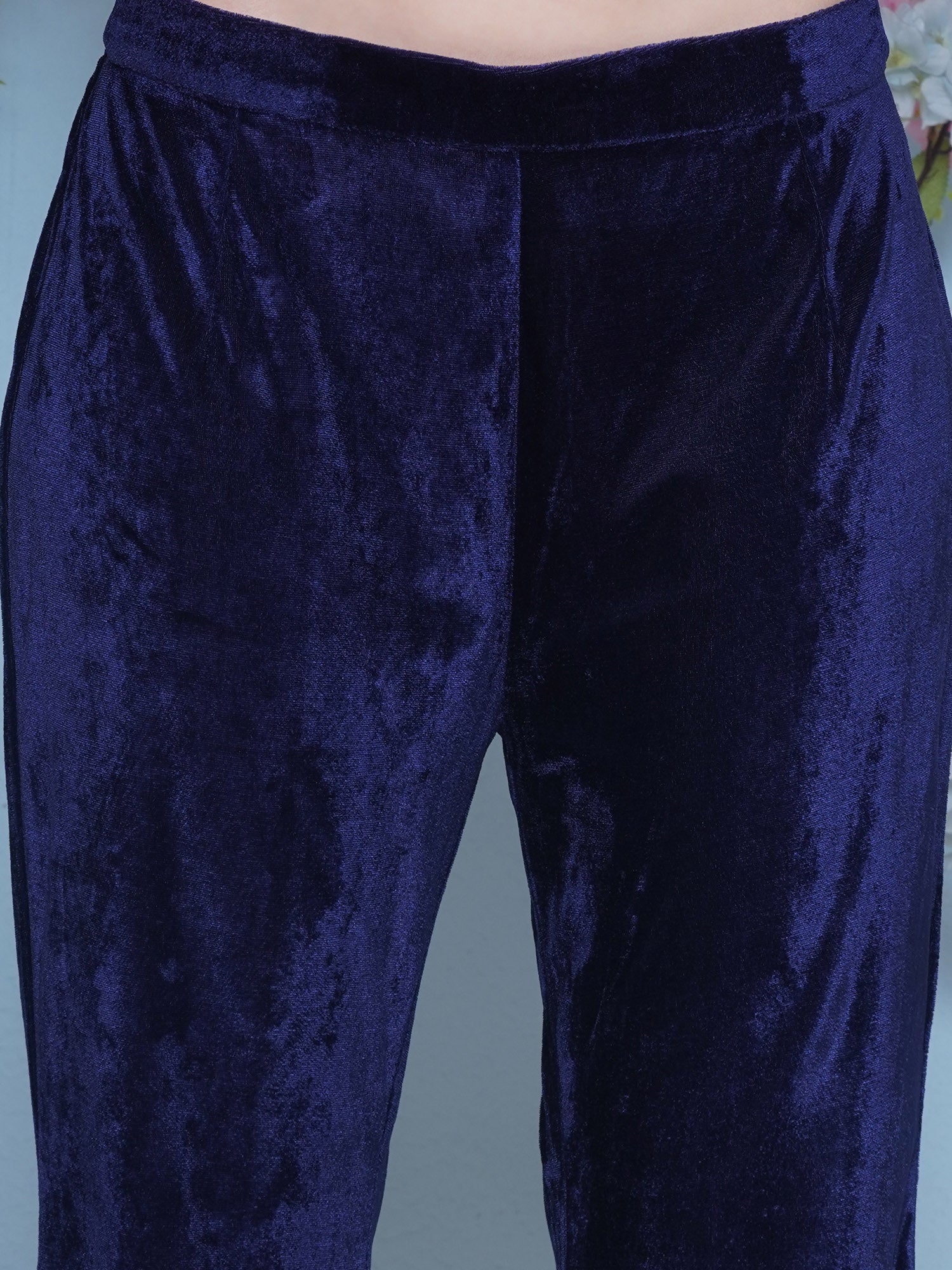 Women Navy Blue Coord Set with inner