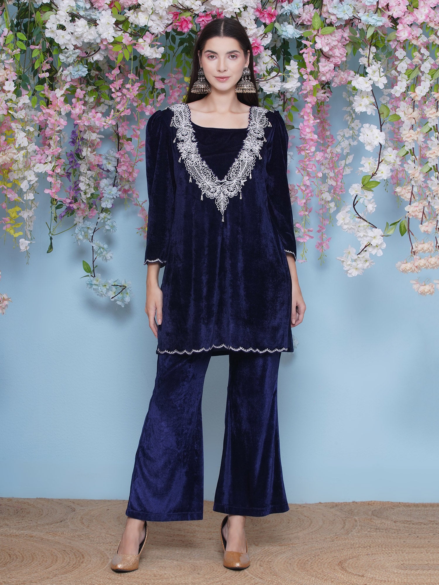 Women Navy Blue Coord Set with inner