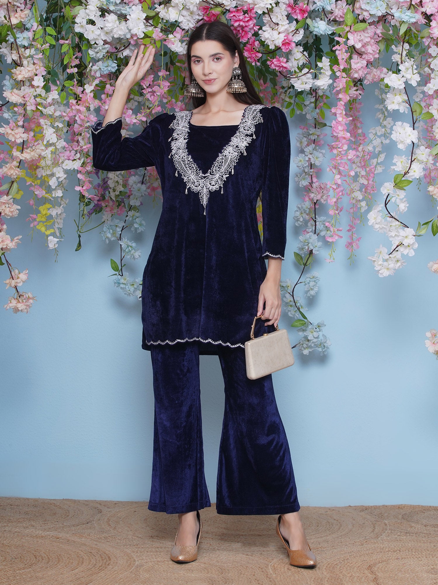 Women Navy Blue Coord Set with inner