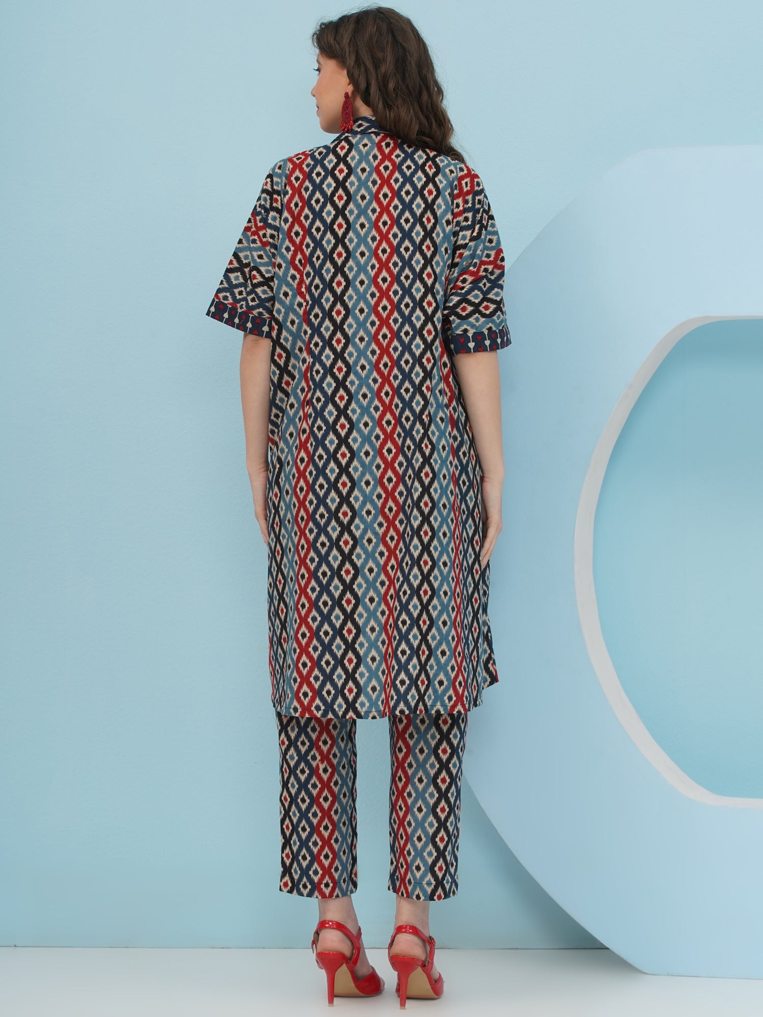 Embellishment Ikkat Kaftan Set