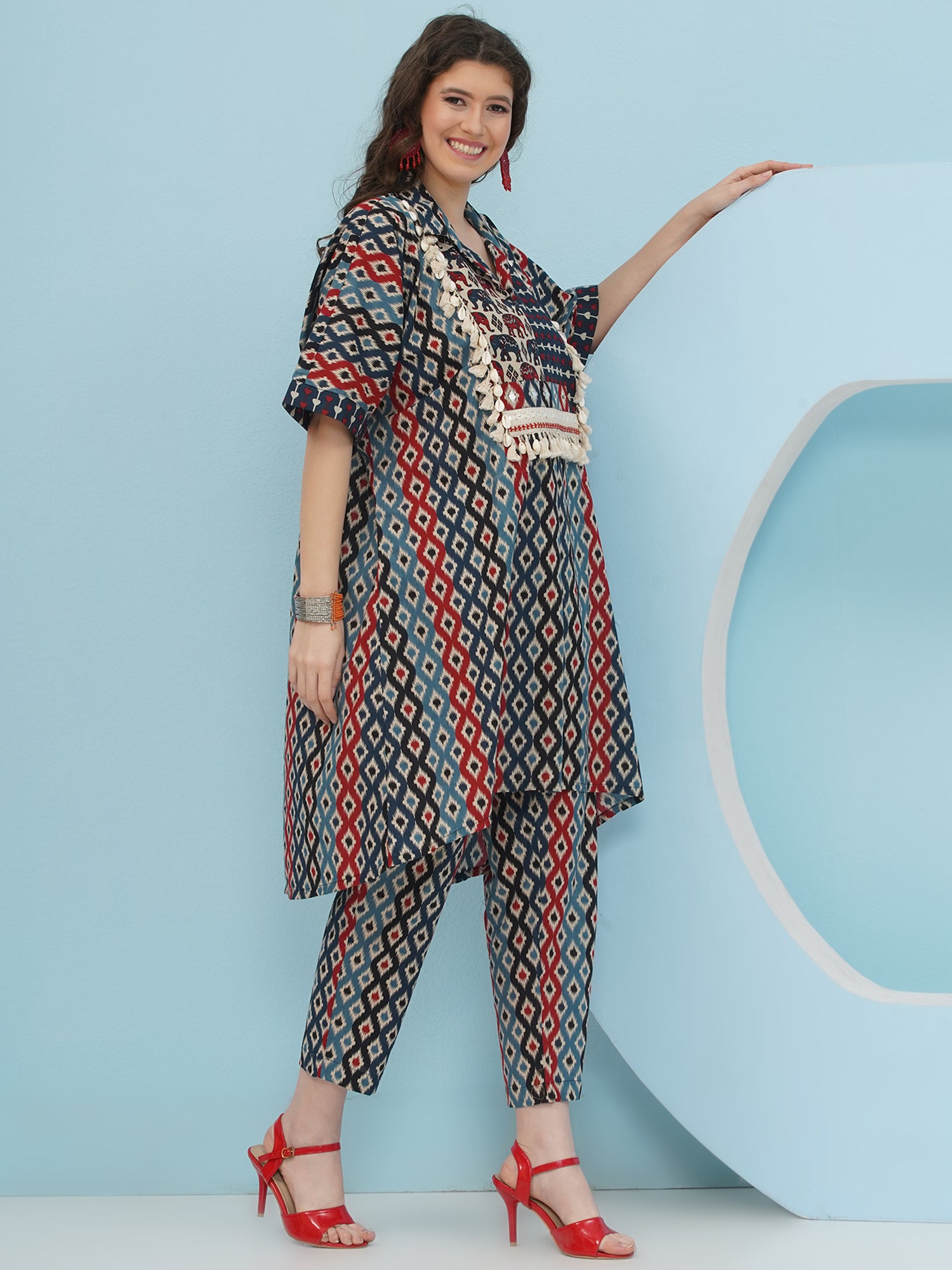 Embellishment Ikkat Kaftan Set