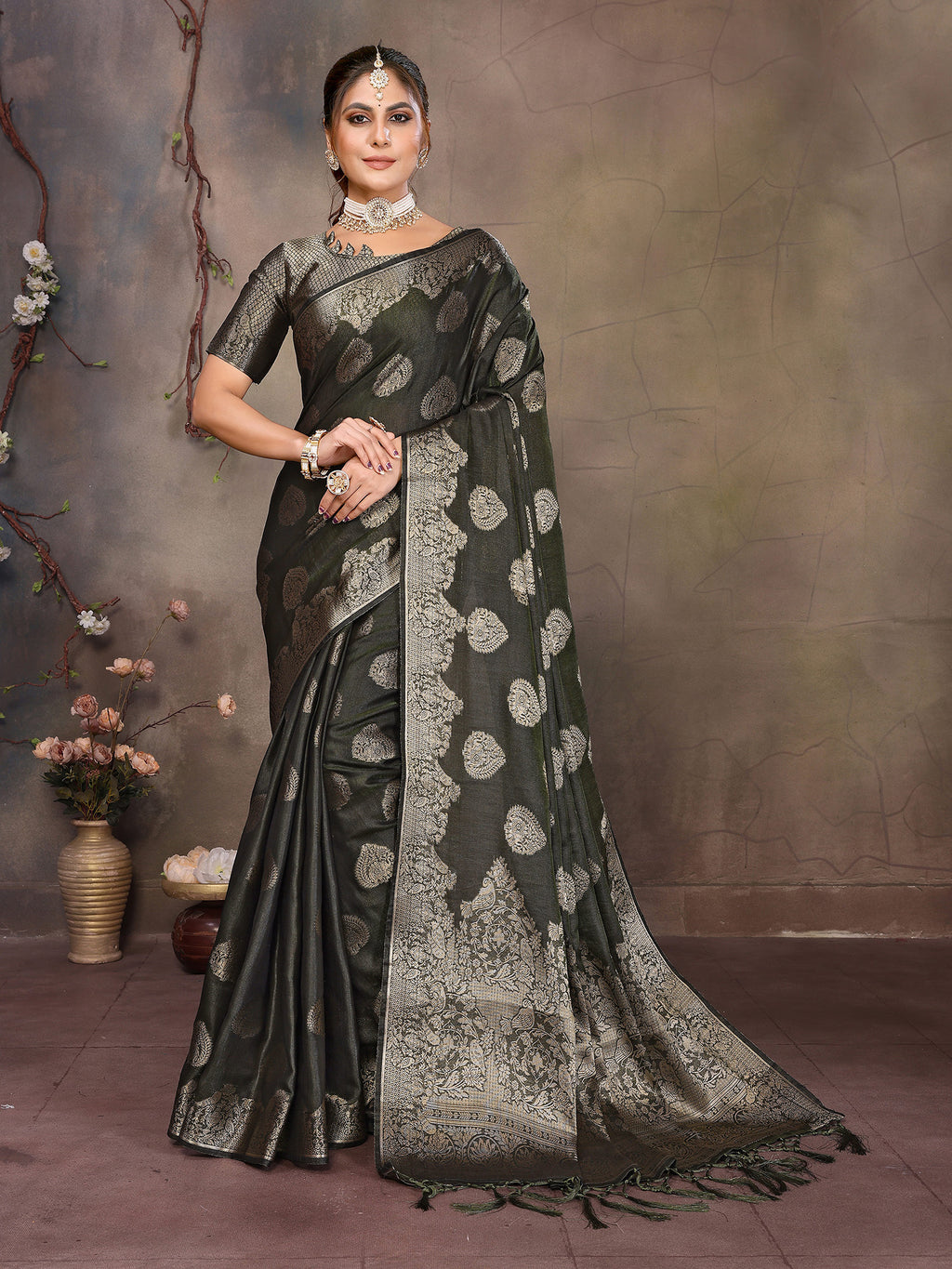 Dark Green Banarasi Silk Saree with Unstitched Blouse