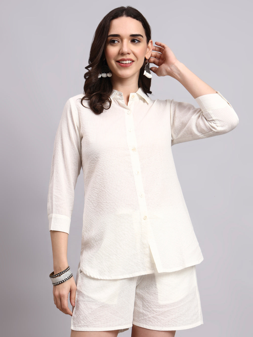 Women Cream Plain Cotton Shirt & Shorts