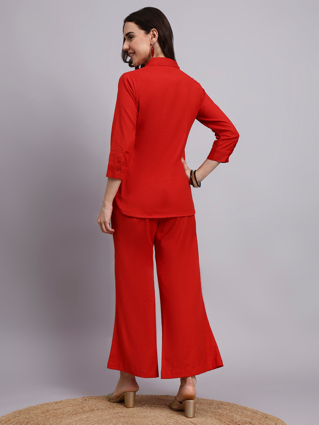 Women Red Plain Cotton Shirt & Shorts