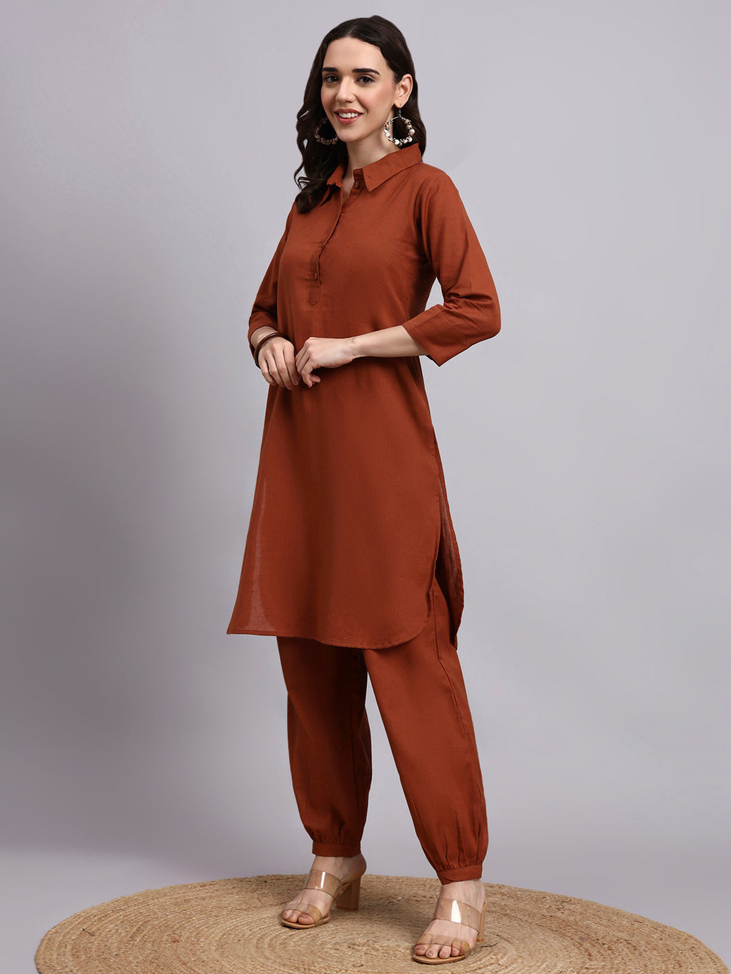 Women Brown Plain Cotton lurex Kurta pant set