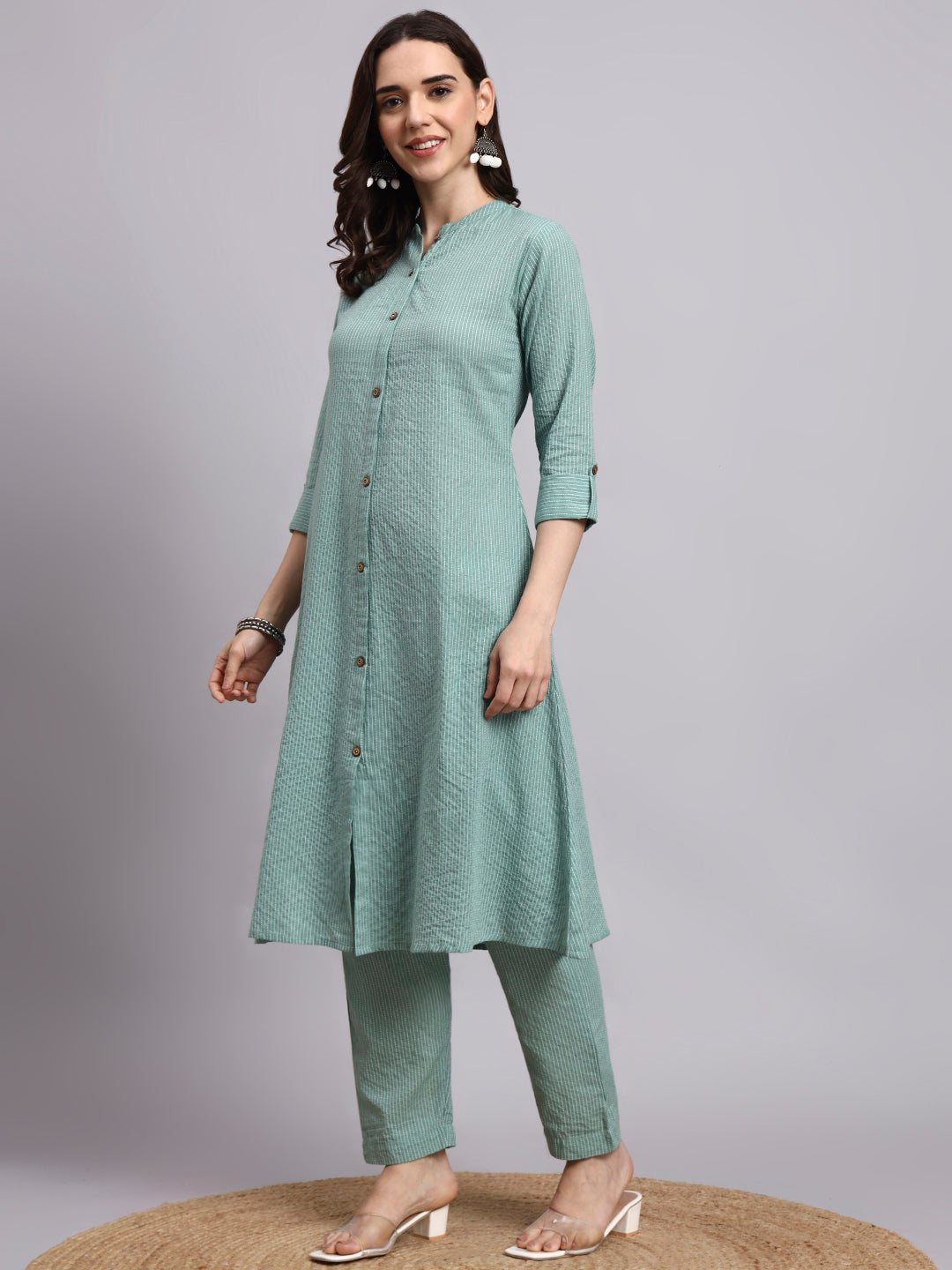 Women Green Plain Cotton katha Kurta pant set