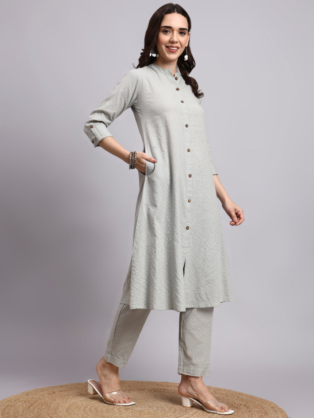 Women Grey Plain Cotton katha Kurta pant set
