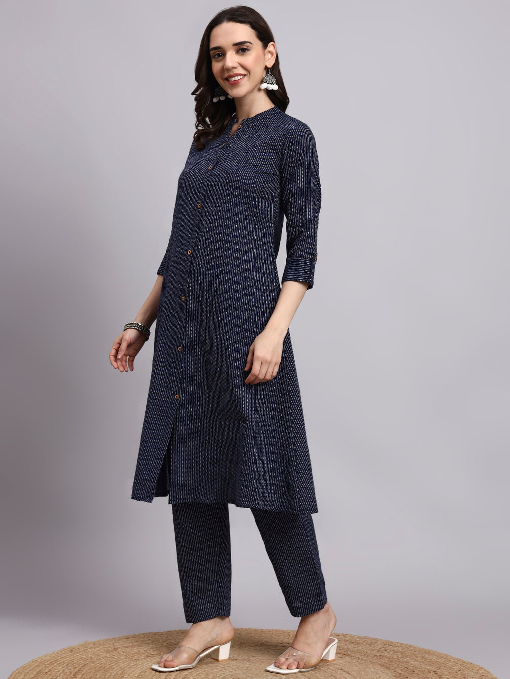 Women Navy Plain Cotton Katha Kurta pant set
