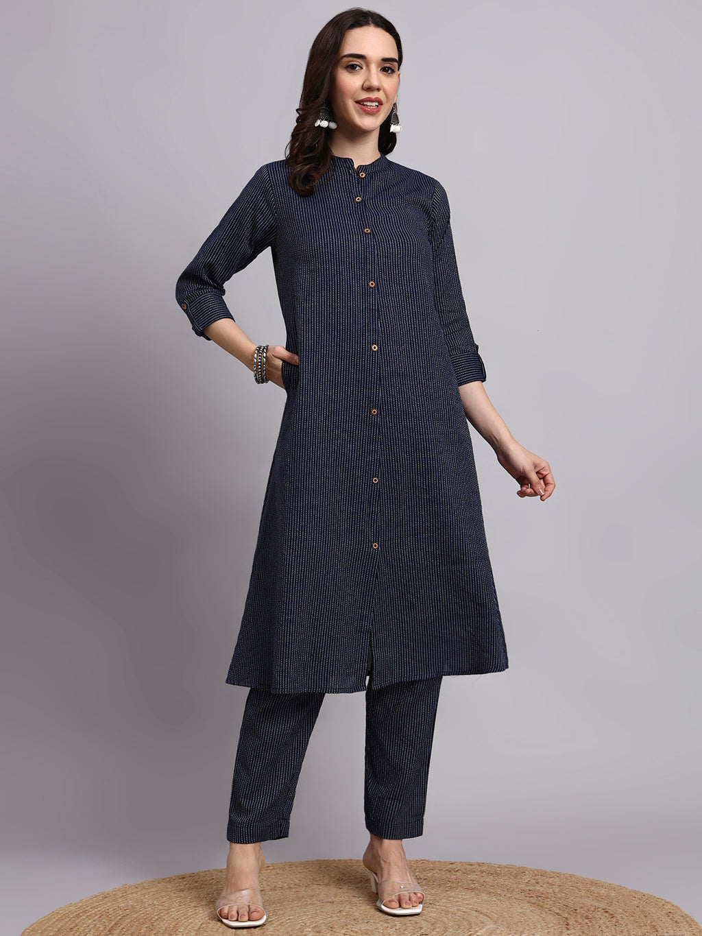 Women Navy Plain Cotton Katha Kurta pant set