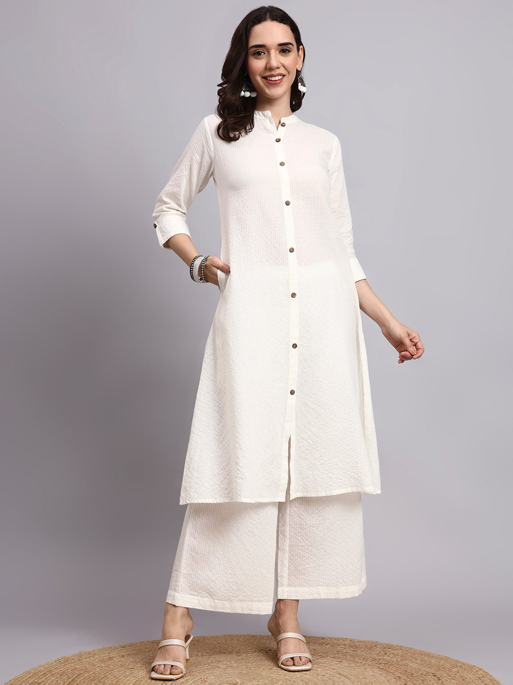Women Cream Plain Cotton katha Kurta Plazoo Set
