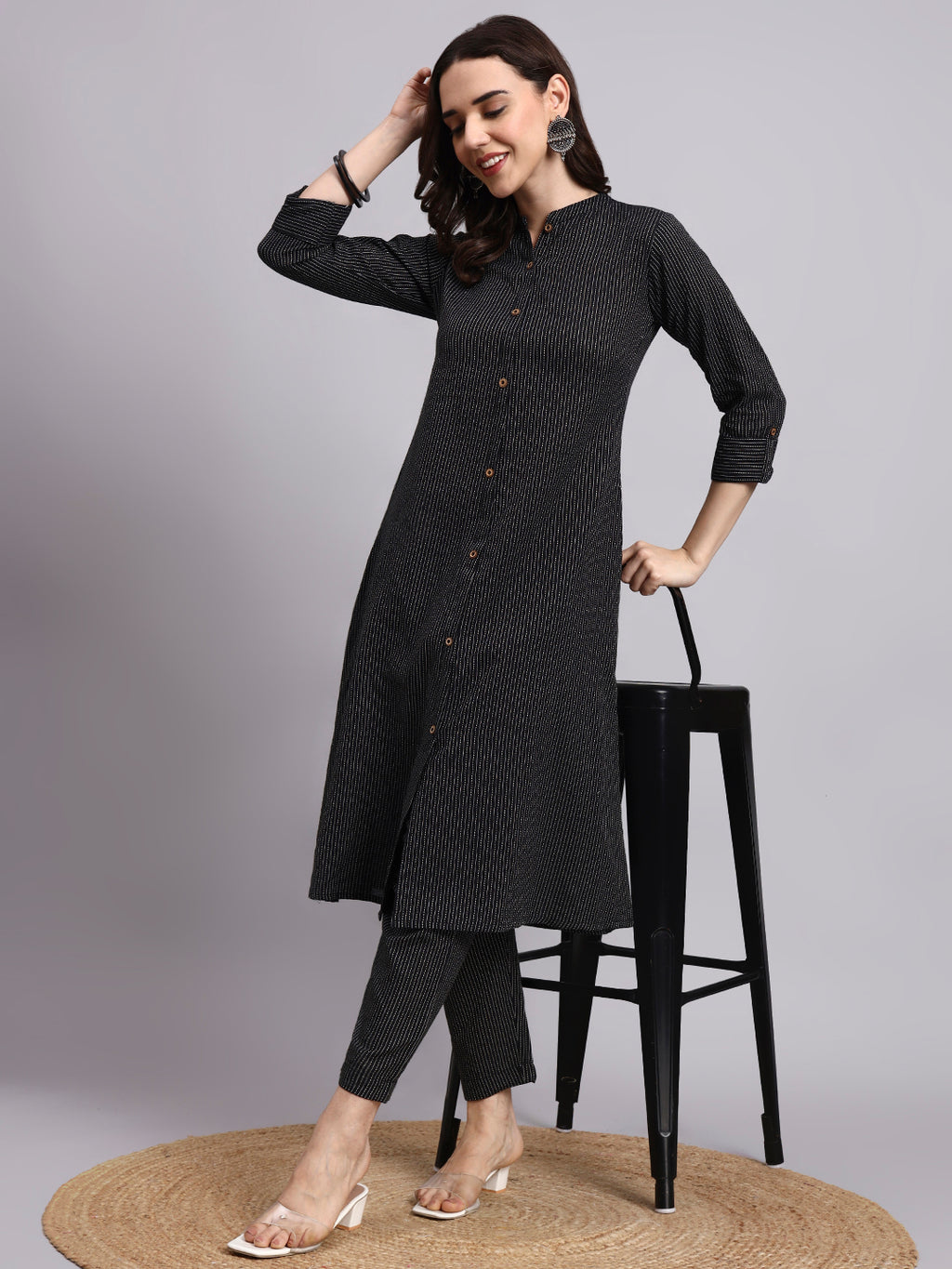 Women Black Plain Cotton katha Kurta pant set