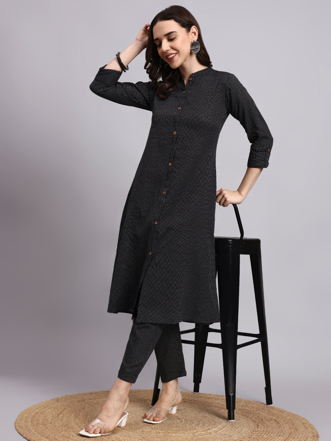 Women Black Plain Cotton katha Kurta pant set