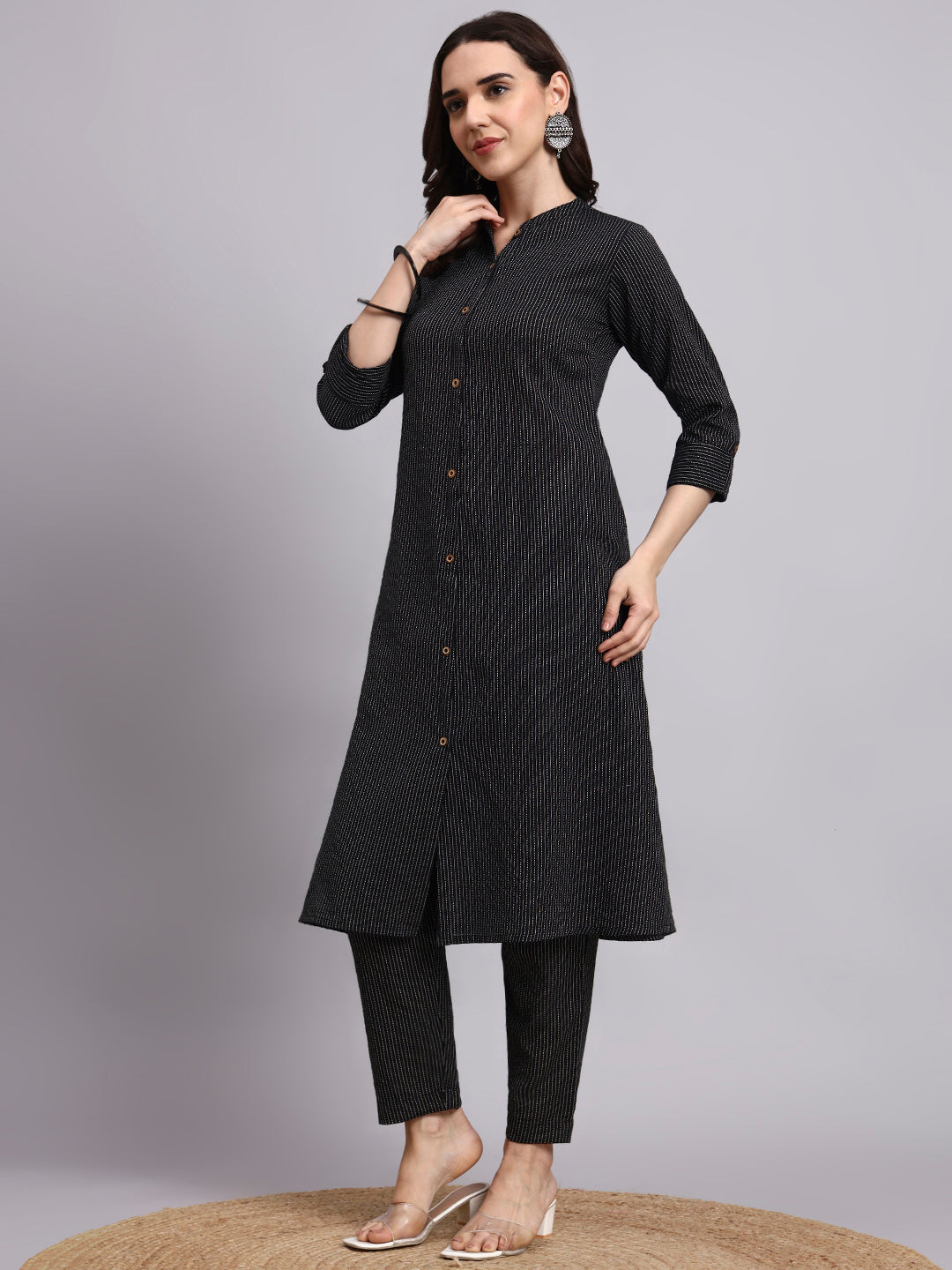 Women Black Plain Cotton katha Kurta pant set